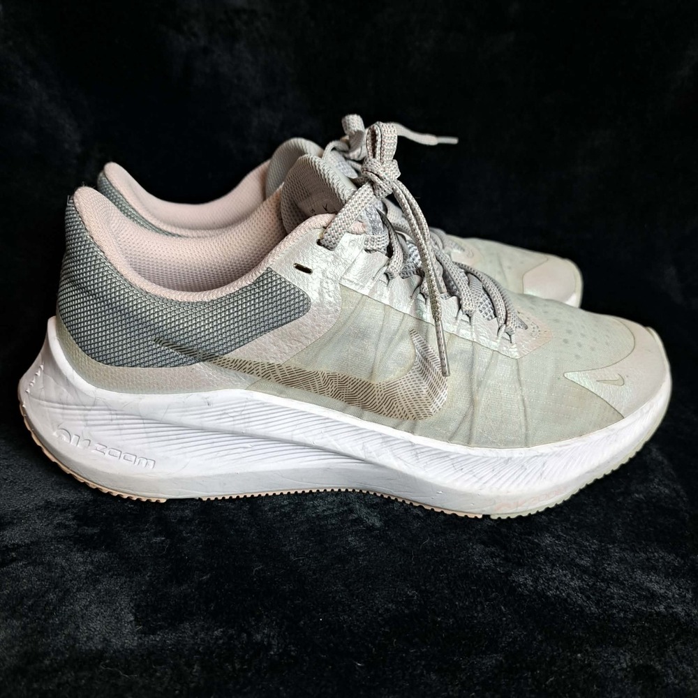 Nike‎ Air Zoom Winflo 8 Womens Size 8 Gray Pink Athletic Running Shoes Sneakers